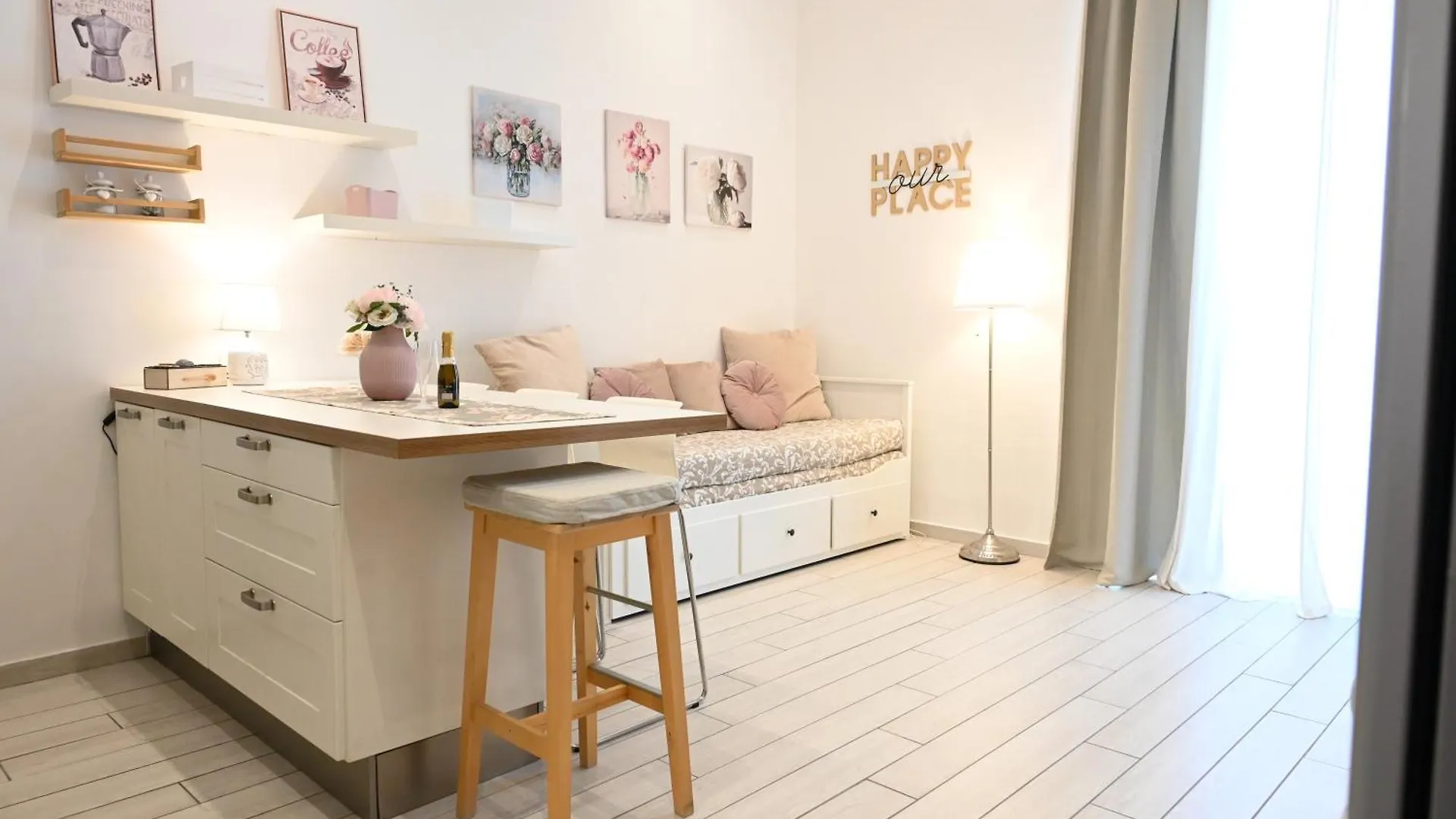 Chiaia Chic House Apartment Naples