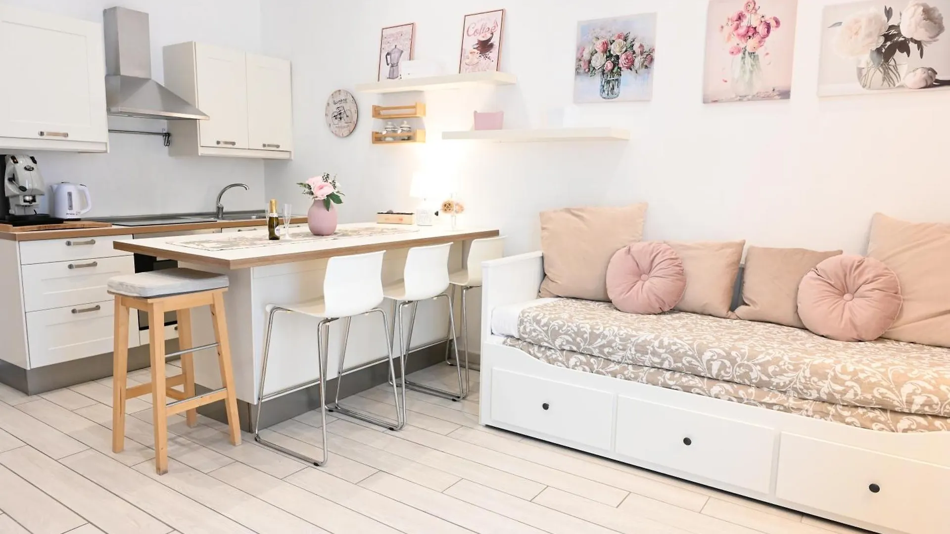 Chiaia Chic House Apartment Naples