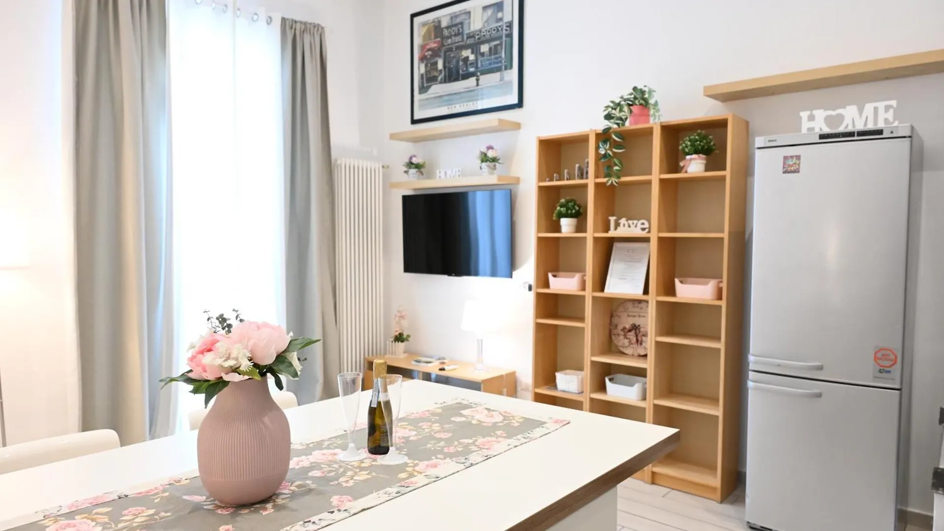 Chiaia Chic House Apartment Naples