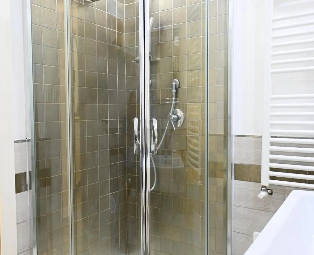 Chiaia Chic House Apartment Naples Italy